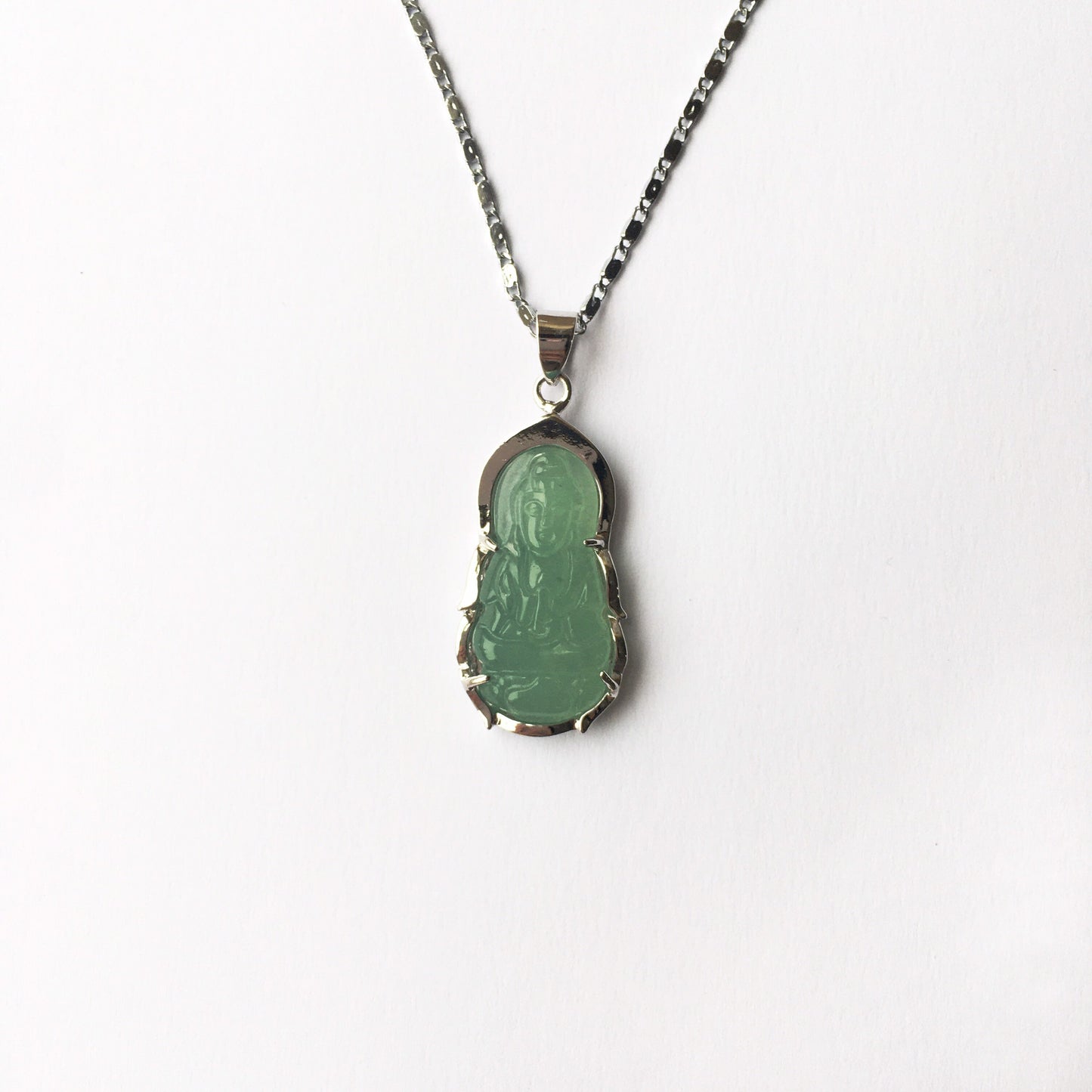 Jade Guanyin pendant amulet necklace