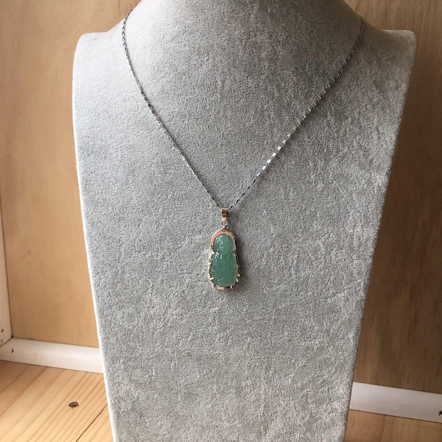 Jade Guanyin pendant amulet necklace