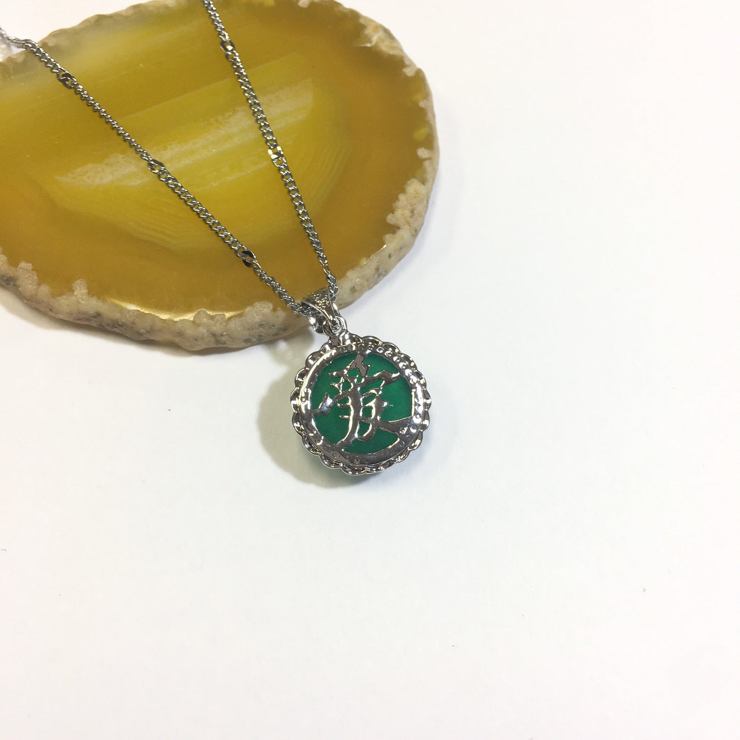 Jade love Chinese pendant necklace