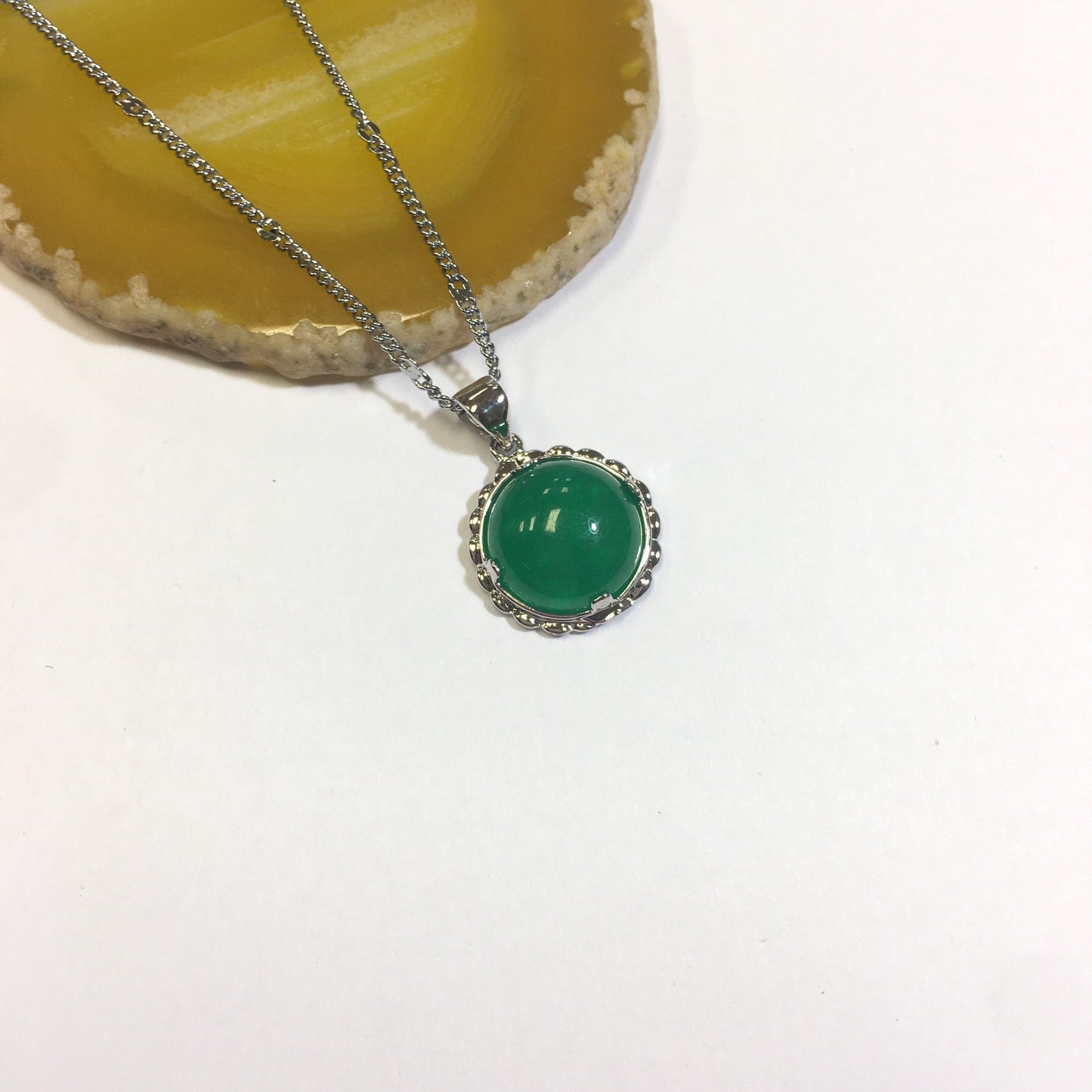 Jade love Chinese pendant necklace