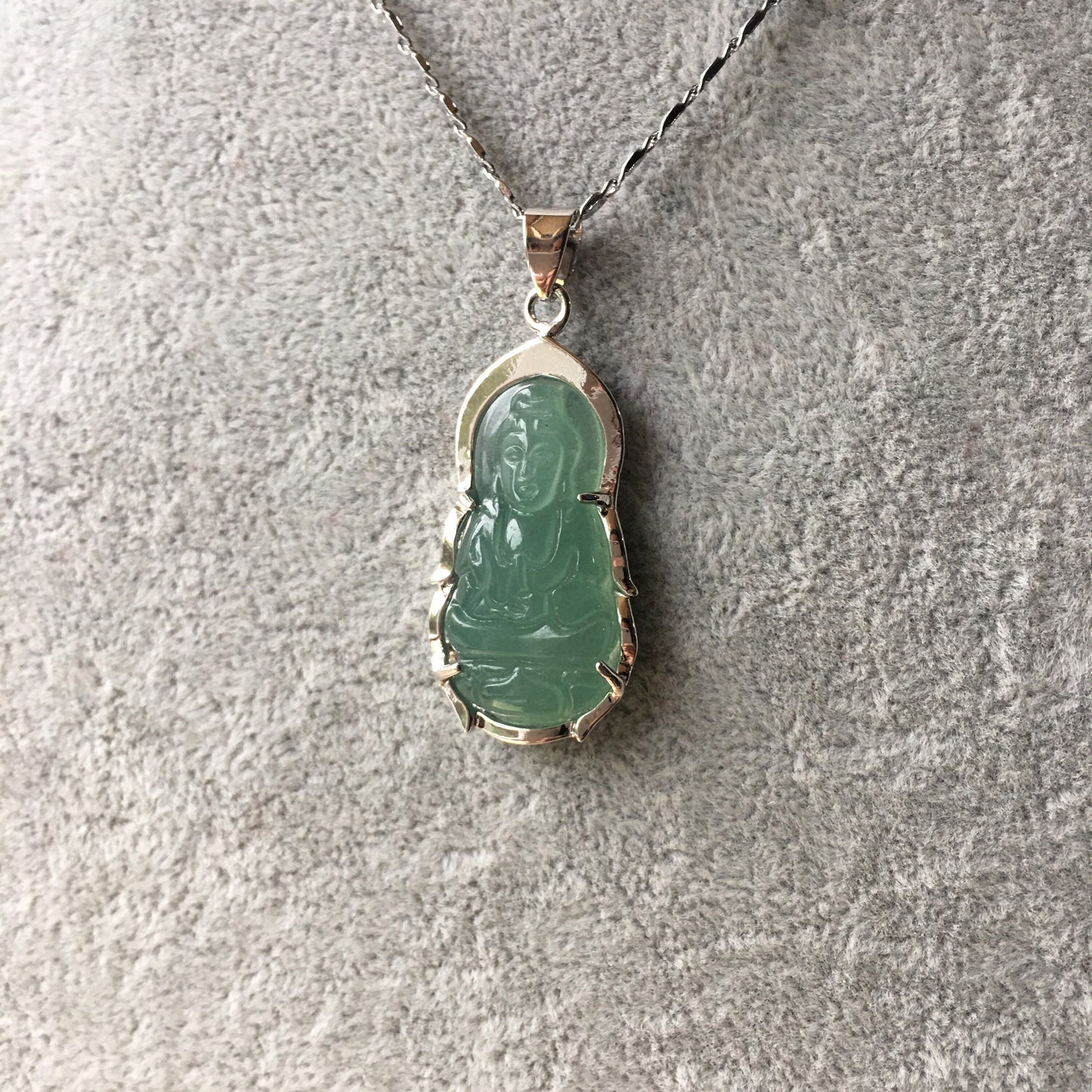 Jade Guanyin pendant amulet necklace