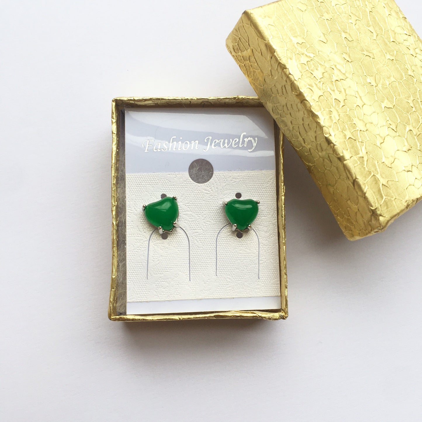 Jade heart shape studs earring