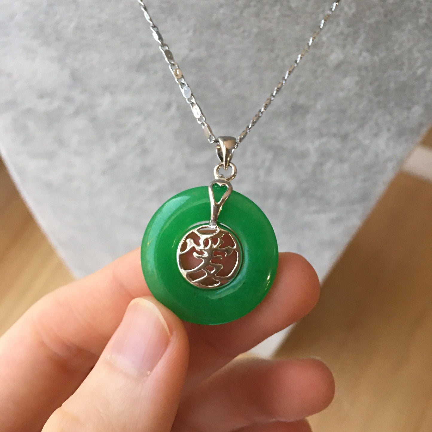 Love green jade coin circle pendant necklace (large)