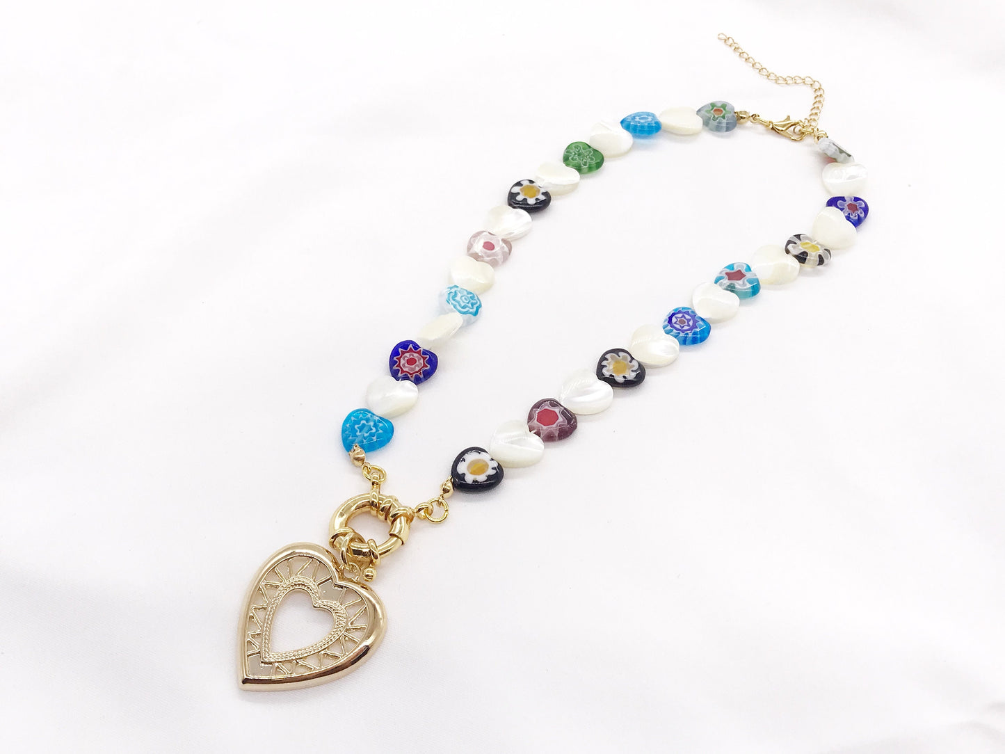 Heart shape pendant pearls shell colorful flower beaded necklace
