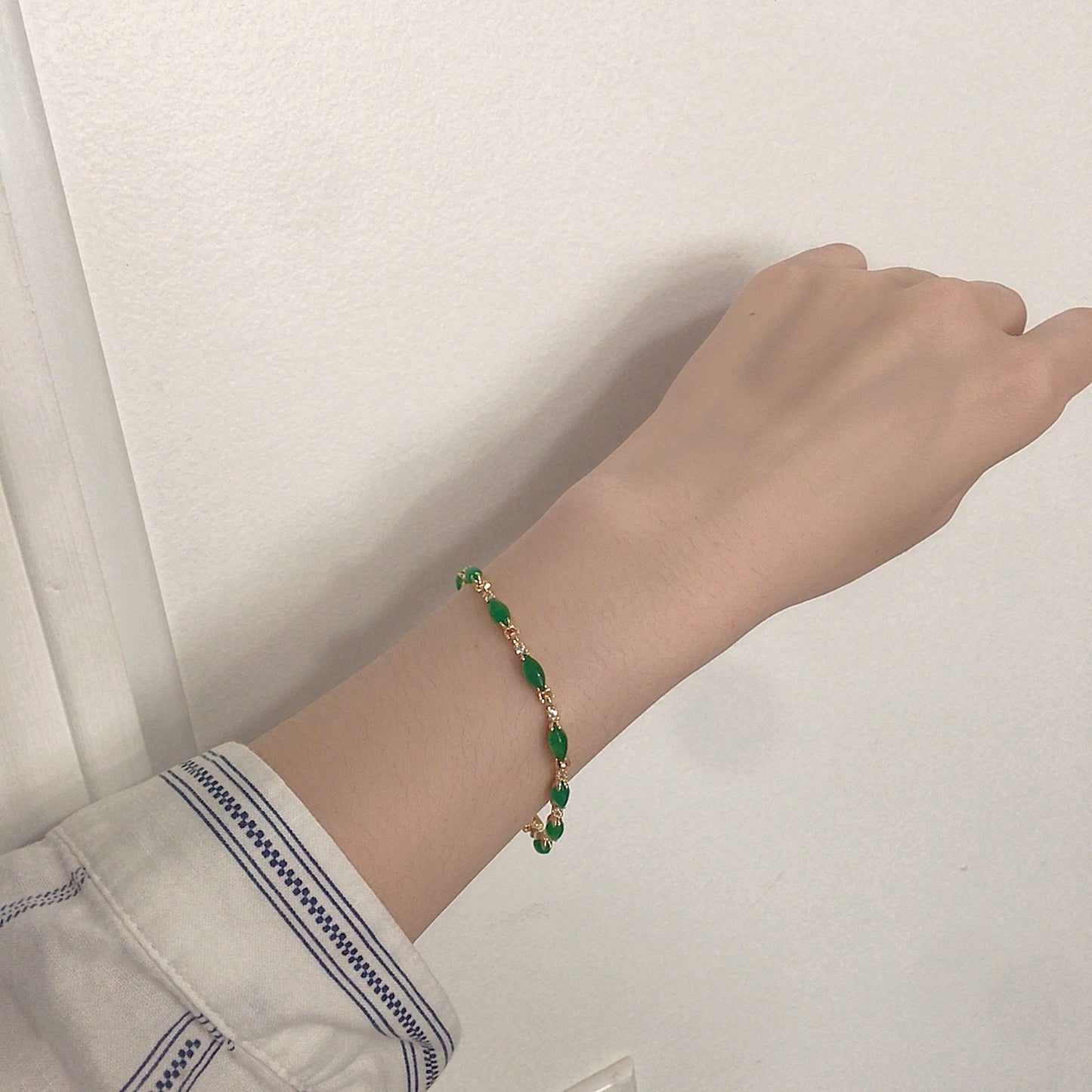 Green Leaf Jade Gemstone Link Bracelet, Gold Plated